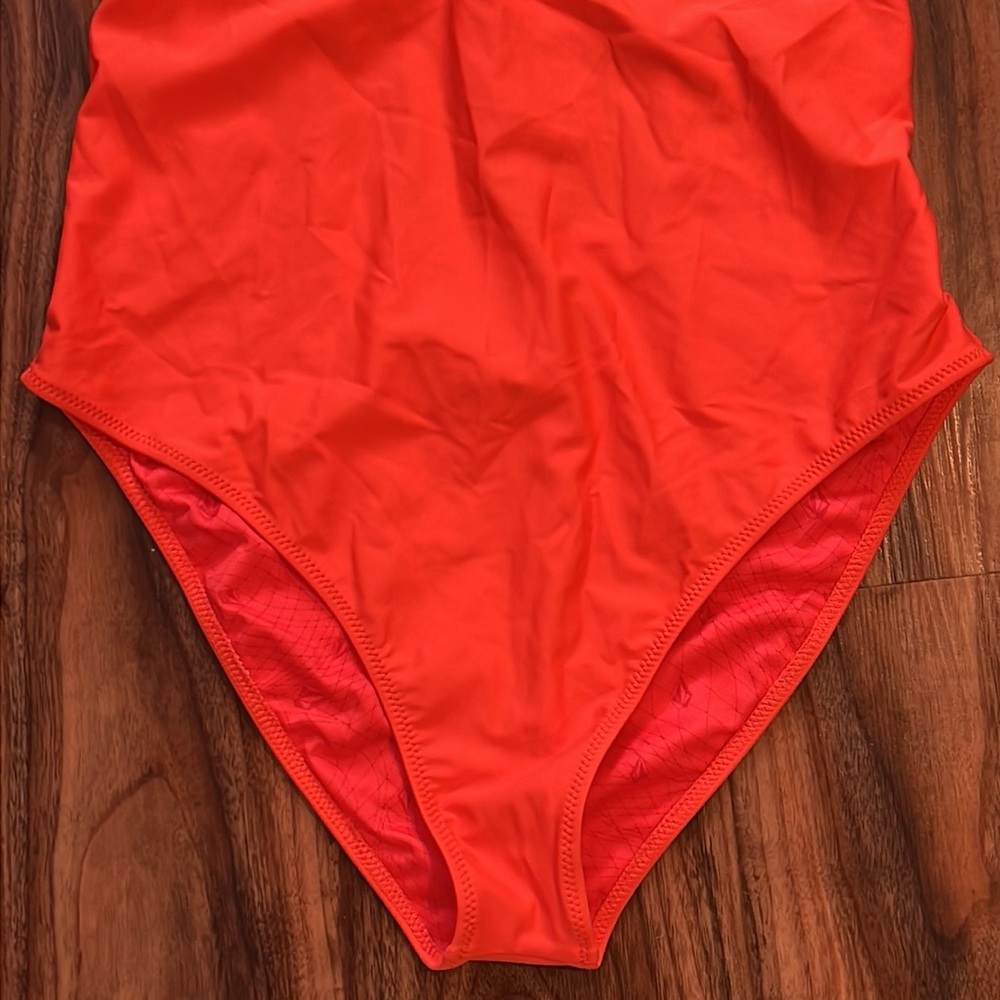 Volcom Simply Solid One Piece - Picture 6 of 16